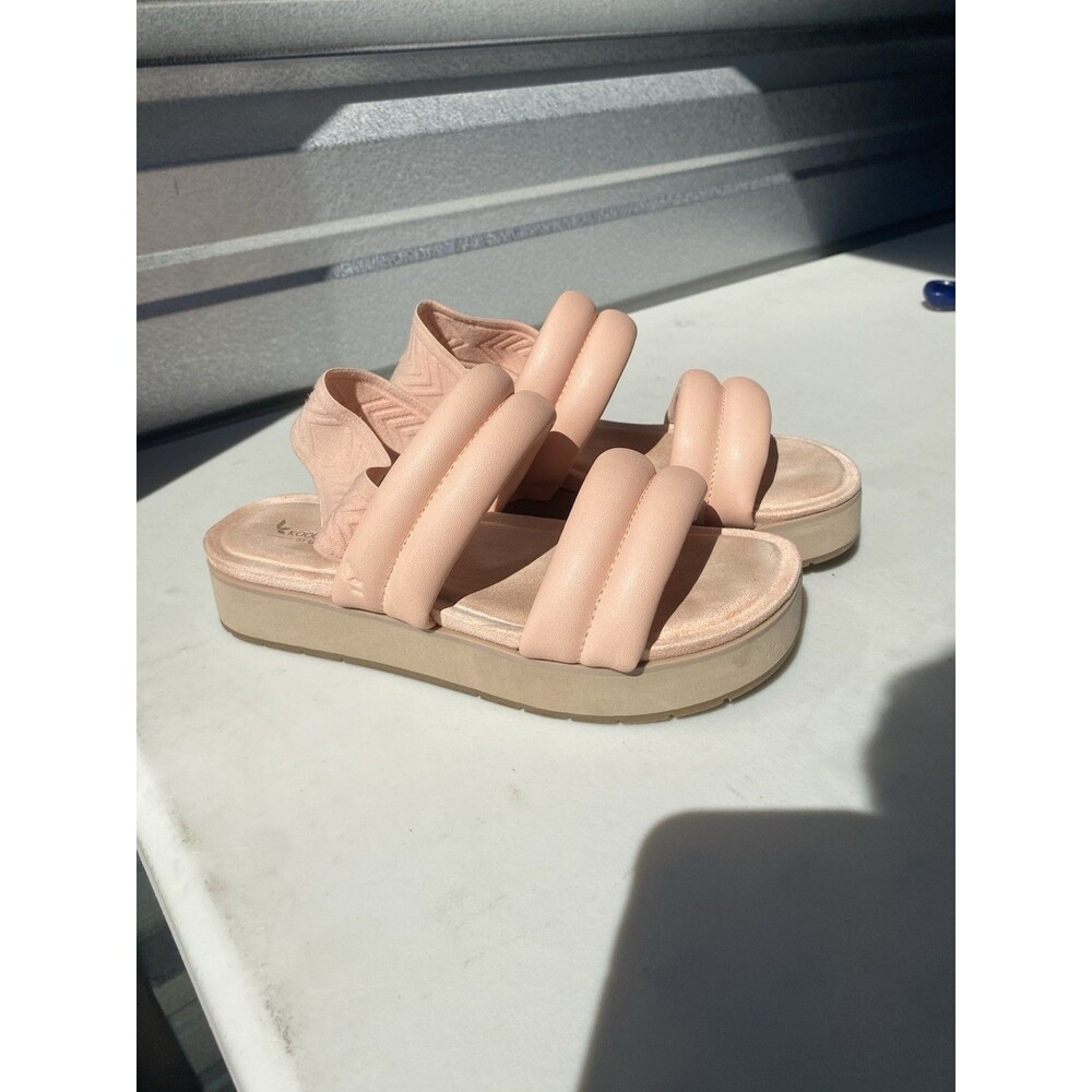 Koolaburra by UGG Pink Puffed Platform Sandals Women's Size 6 US / 37 EU
